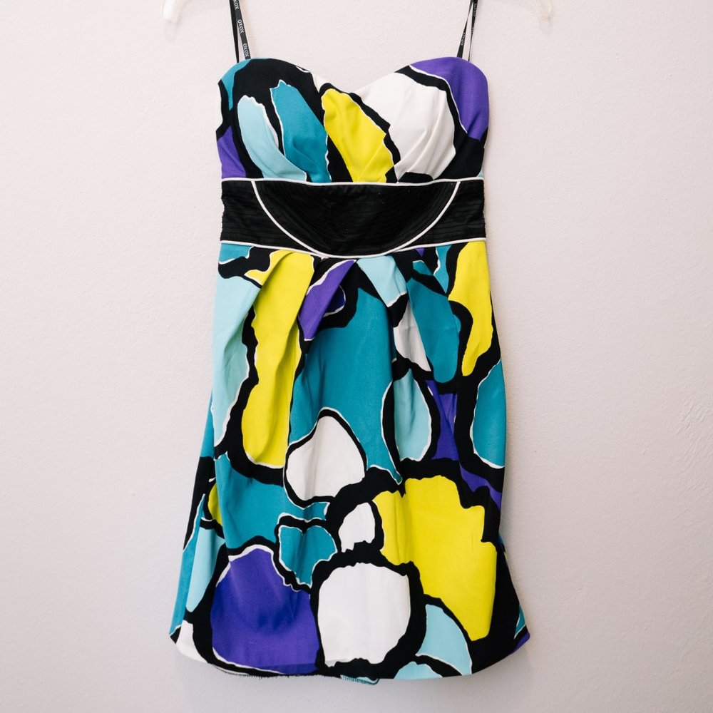 XOXO Strapless Dress - A Splash of Color in Size 5/6